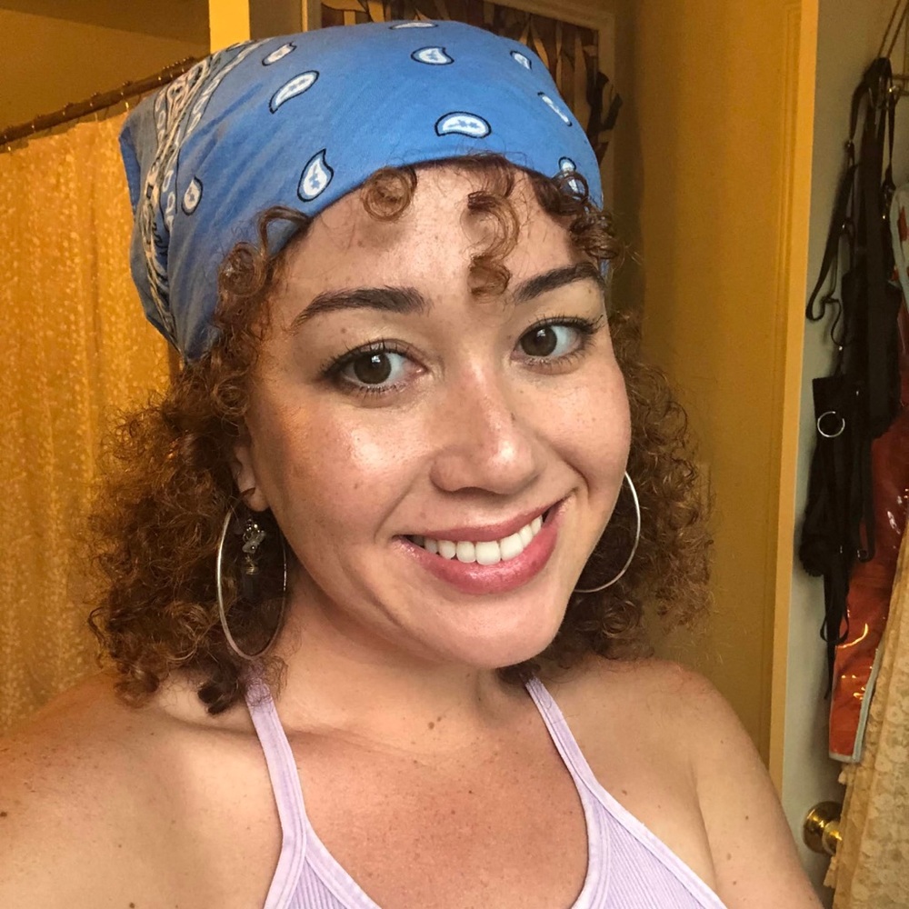 Meet your Posher, Nicole